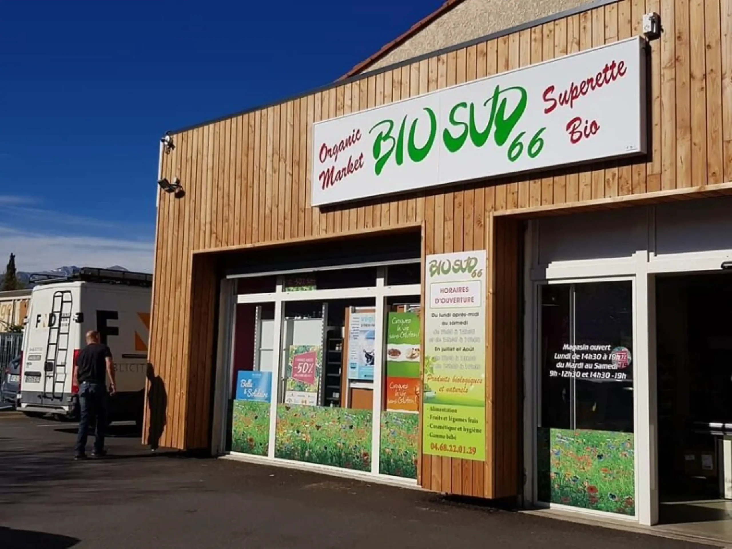 enseigne-magasin-bio-sud-66-2-scaled-1.webp