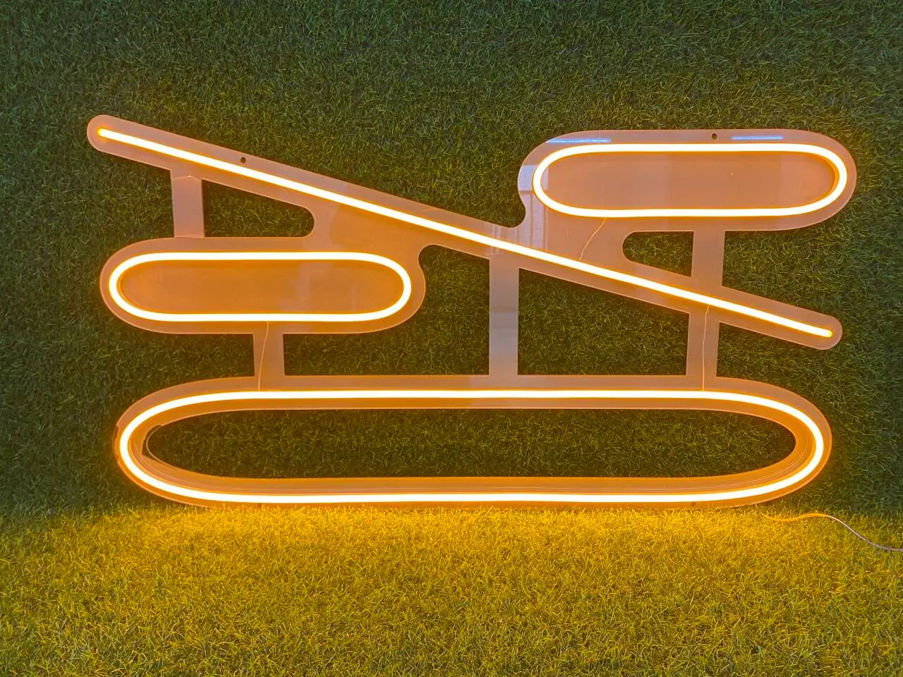neon-led-design-geometrique-france-neon-design-saleilles