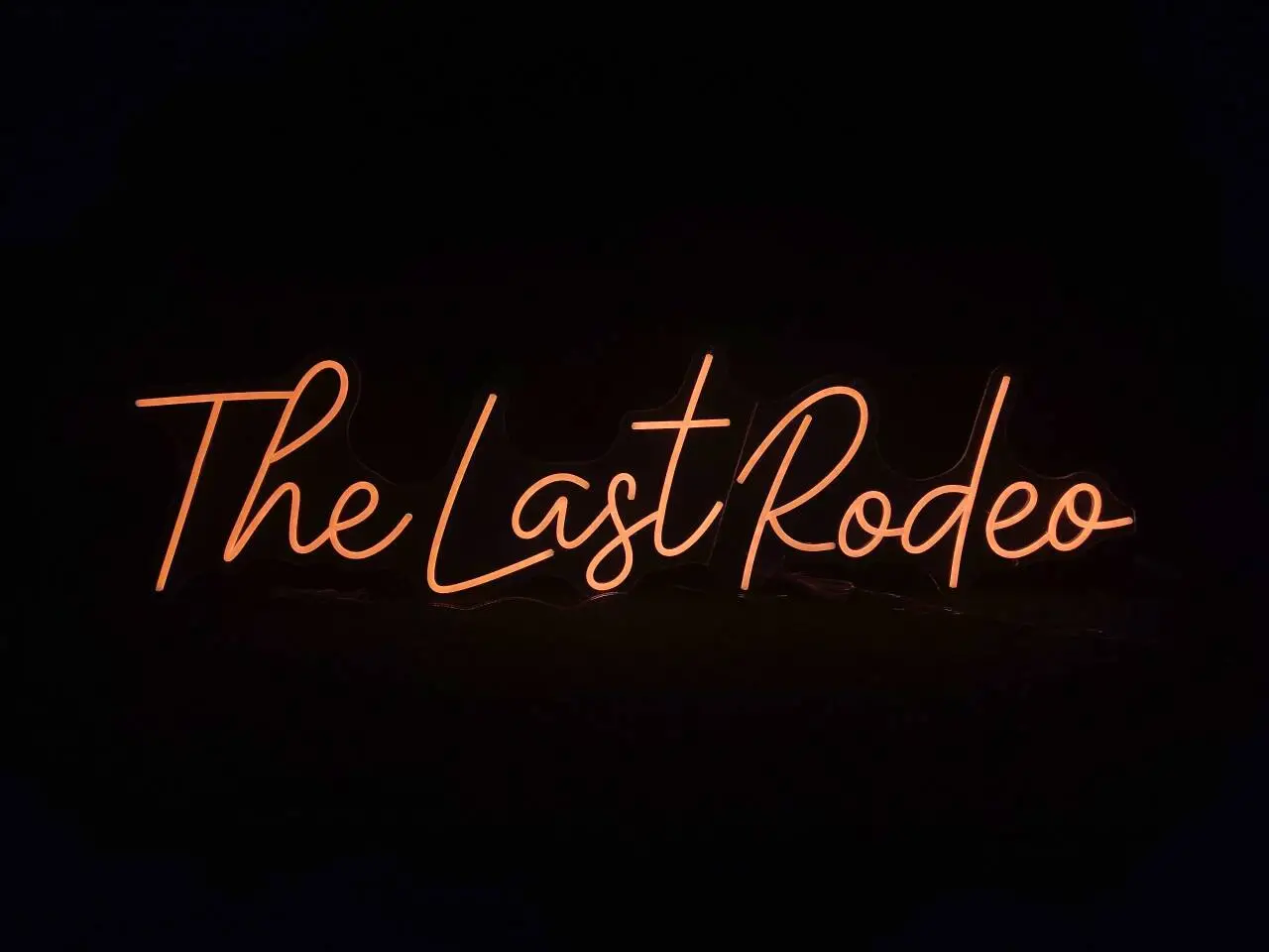 neon-led-the-last-rodeo-enseigne-western-france-neon-design